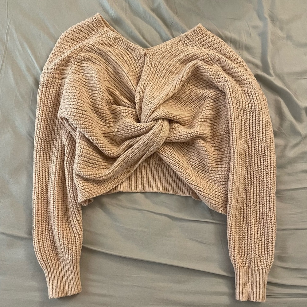 LOWRYS FARM twisted back pullover